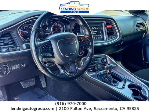 Used 2022 Dodge Challenger GT AWD/4WD image 11
