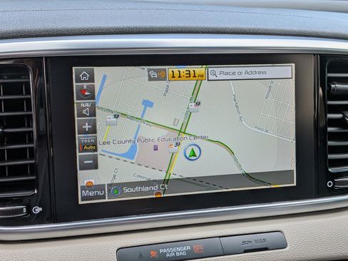Used 2020 Kia Sportage SX FWD image 30