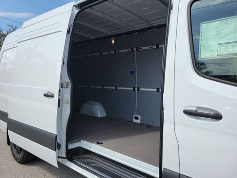 New 2026 Mercedes-Benz Sprinter 2500 image 14
