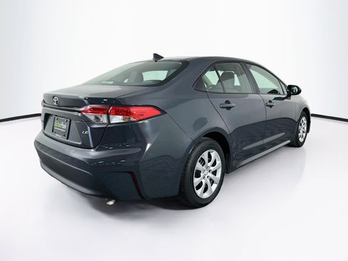 Used 2025 Toyota Corolla LE FWD image 9
