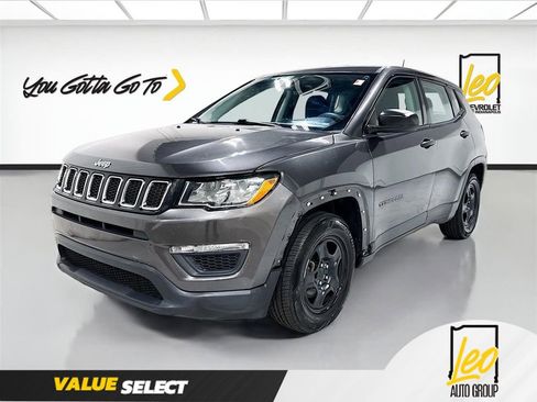 Used 2018 Jeep Compass Sport FWD image 1