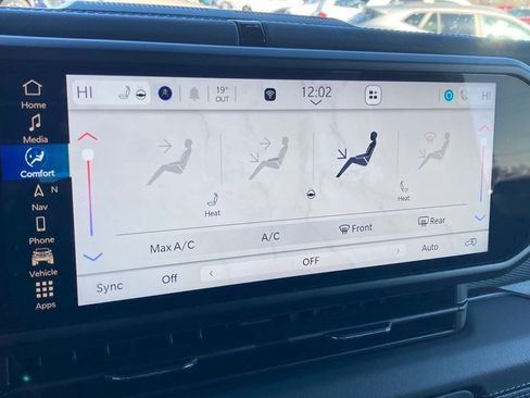 Used 2024 Jeep Wrangler Unlimited Rubicon image 22