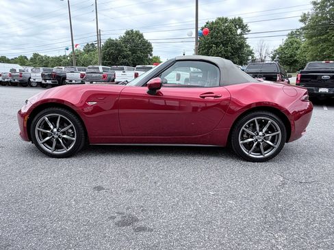 Used 2021 MAZDA MX-5 Miata Grand Touring RWD image 5