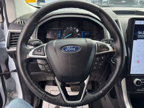 Used 2024 Ford Edge SEL AWD/4WD image 12