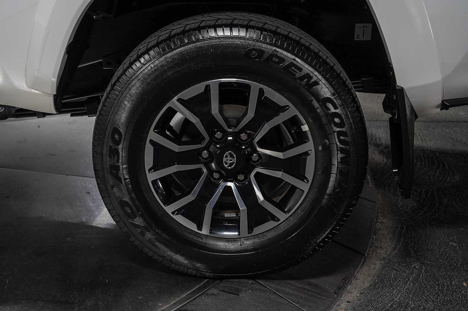 Certified 2023 Toyota Tacoma TRD Sport AWD/4WD image 10