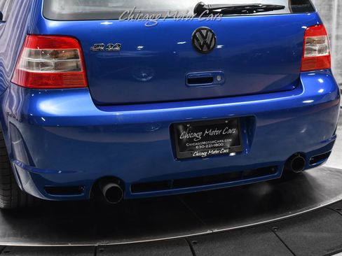 Used 2004 Volkswagen R32 image 31