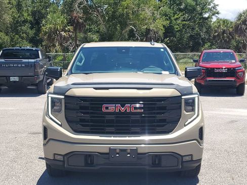 Used 2022 GMC Sierra 1500 Elevation AWD/4WD image 2