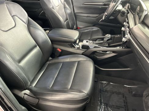 Used 2025 Kia Telluride S AWD/4WD image 26