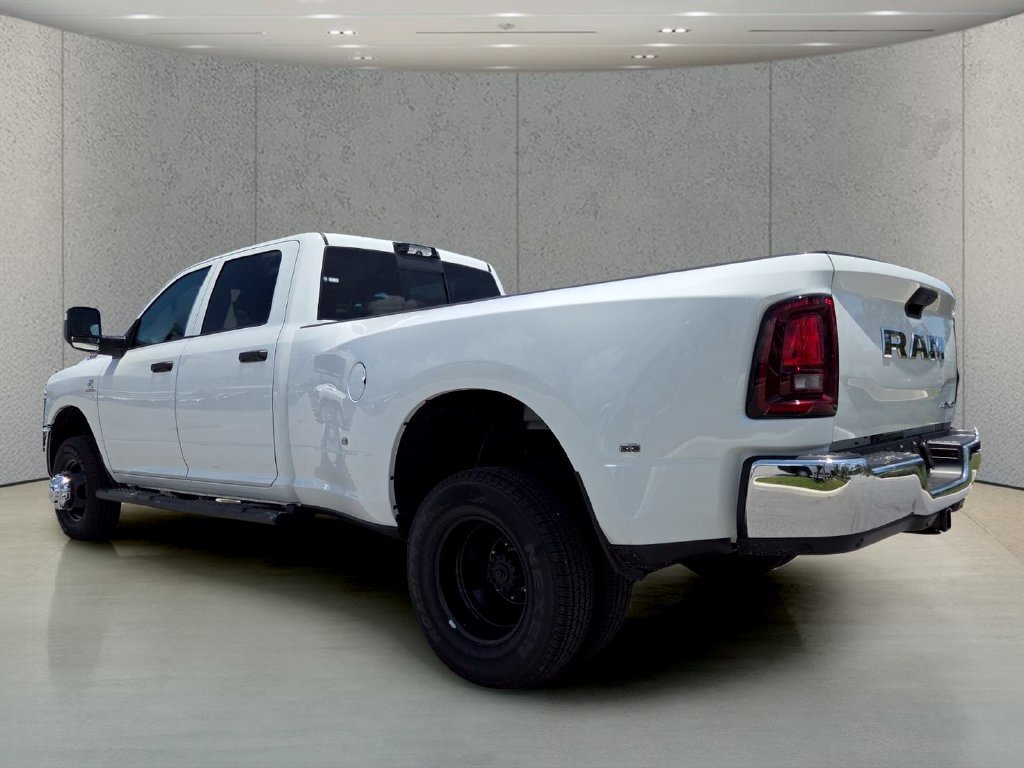 New 2026 RAM 3500 Tradesman AWD/4WD image 7