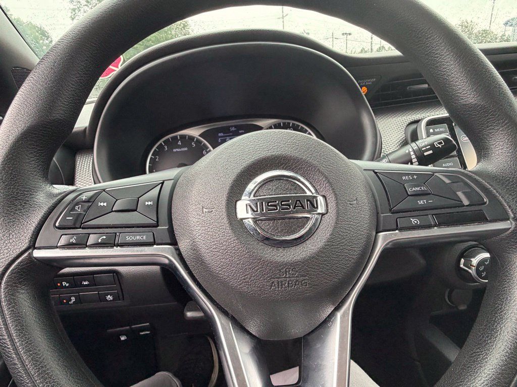 Used 2020 Nissan Kicks S FWD image 14