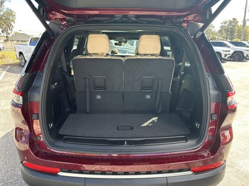 New 2026 Jeep Grand Cherokee L Limited image 7