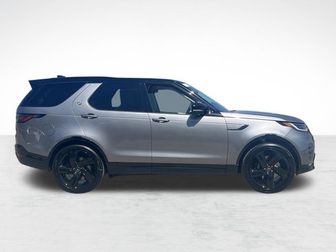 New 2025 Land Rover Discovery Metropolitan Edition image 7
