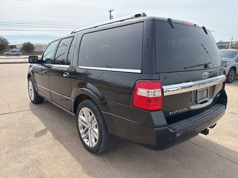 Used 2015 Ford Expedition EL Platinum image 5