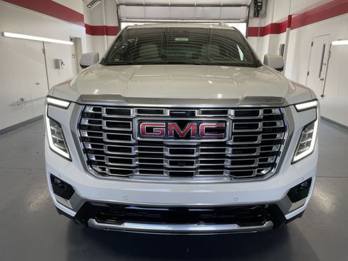 New 2026 GMC Yukon XL Denali RWD image 2