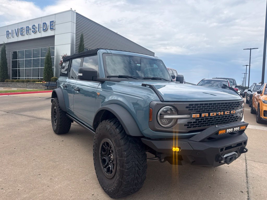 Used 2022 Ford Bronco Badlands w/ Sasquatch Package AWD/4WD image 1
