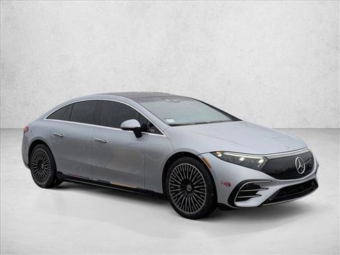 Certified 2023 Mercedes-Benz EQS 580 4MATIC Sedan image 3
