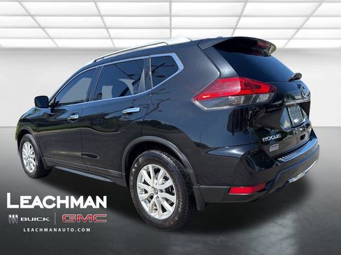 Used 2017 Nissan Rogue SV FWD image 6