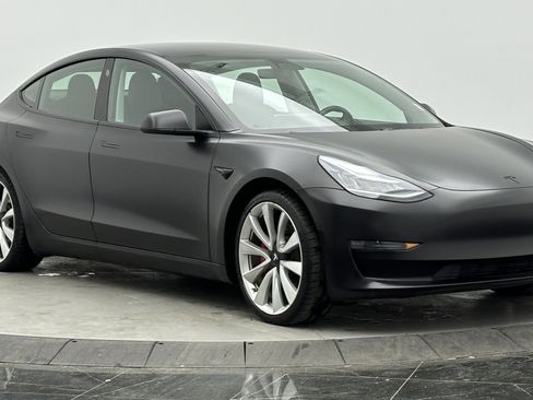 Used 2019 Tesla Model 3 Performance image 3