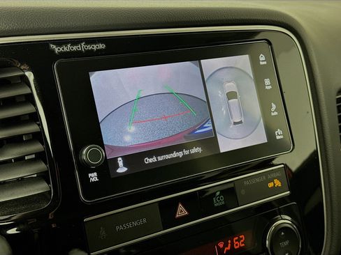 Used 2019 Mitsubishi Outlander SEL image 13