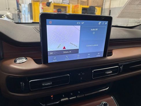 Used 2024 Lincoln Aviator Reserve w/ Elements Package Plus image 20