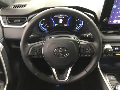 Used 2023 Toyota RAV4 XSE w/ XSE Grade Weather Package AWD/4WD image 6