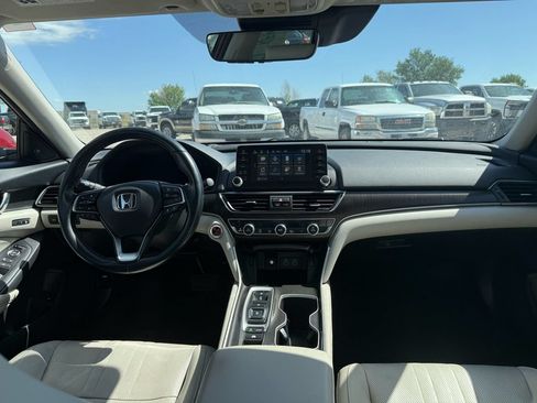 Used 2021 Honda Accord Touring image 24