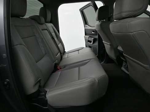 Used 2024 Toyota Tundra Limited w/ Power Package AWD/4WD image 9