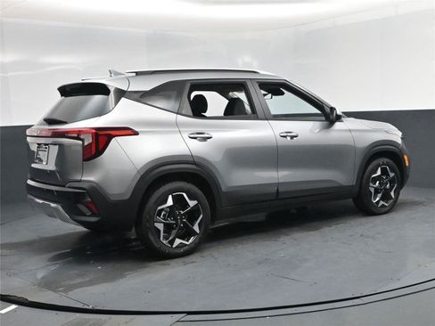 New 2026 Kia Seltos S image 7