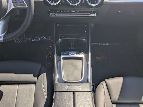 Certified 2024 Mercedes-Benz GLB 250 4MATIC image 6