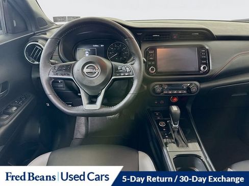 Used 2024 Nissan Kicks SR w/ SR Premium Package FWD image 28