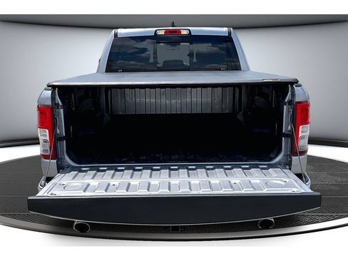 Used 2019 RAM 1500 Big Horn AWD/4WD image 34
