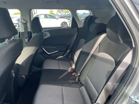 Used 2025 Kia Soul LX w/ LX Technology Package image 25