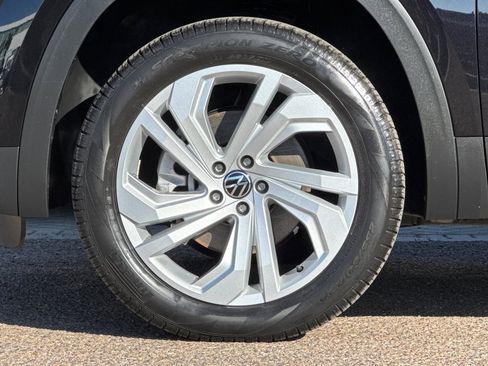 Used 2021 Volkswagen Atlas SE w/ Panoramic Sunroof Package image 26