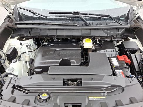 Certified 2023 Nissan Pathfinder SL w/ Black Appearance Package image 31