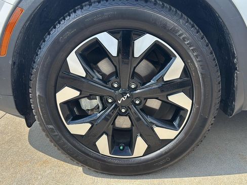 Used 2023 Kia Sportage X-Line w/ X-Line Premium Package AWD/4WD image 30