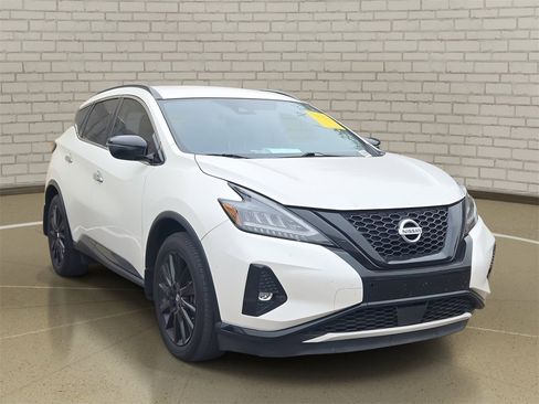 Used 2022 Nissan Murano SV w/ SV Midnight Edition Package image 3