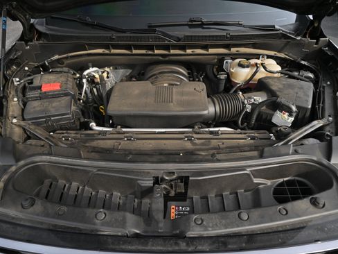 Used 2025 GMC Yukon AT4 w/ AT4 Premium Plus Package image 26