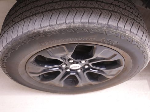 Certified 2023 Ford F150 Platinum w/ Equipment Group 701A High image 9