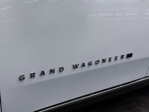 Used 2022 Jeep Grand Wagoneer Series I w/ Convenience Group III image 21