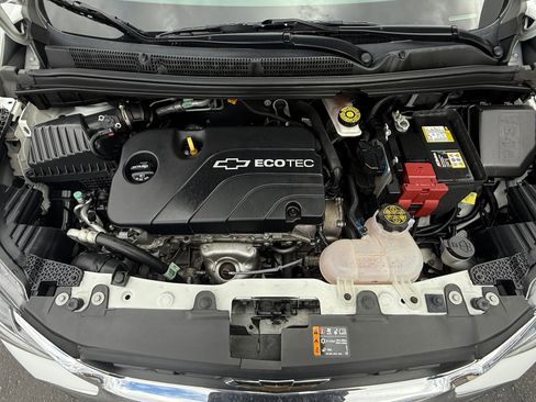 Used 2021 Chevrolet Spark LT image 9