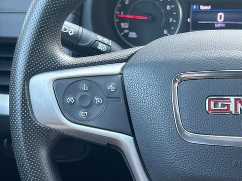 Used 2023 GMC Terrain SLE w/ Elevation Edition image 31