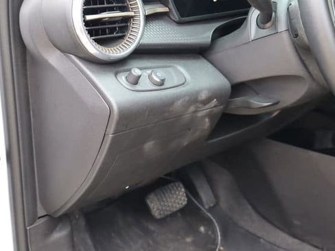 Used 2025 Chevrolet Trax ACTIV w/ Driver Confidence Package FWD image 22