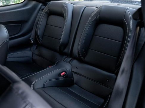 Used 2022 Ford Mustang Shelby GT500 w/ Technology Package image 22