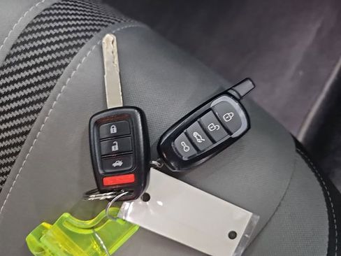 Used 2016 Honda Civic LX image 25