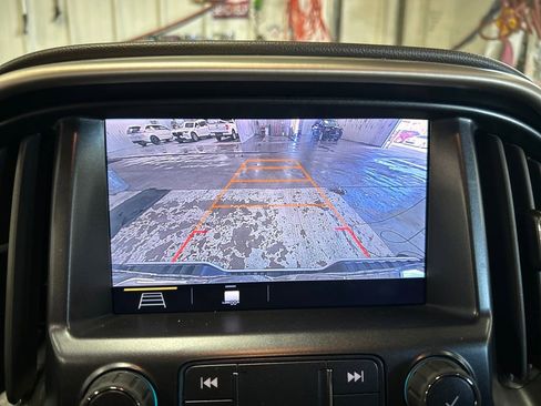 Certified 2022 GMC Canyon Denali image 23