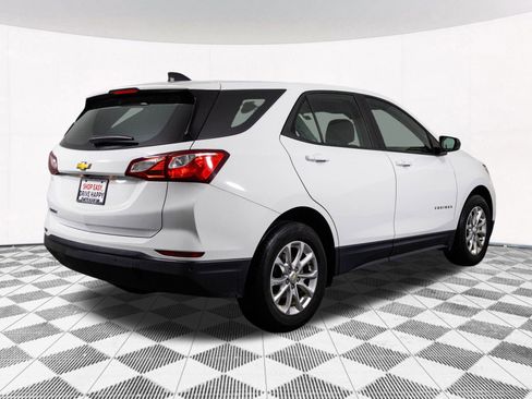Used 2020 Chevrolet Equinox LS image 16