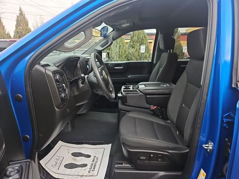 Used 2022 Chevrolet Silverado 1500 Custom image 9