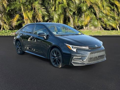 Used 2023 Toyota Corolla SE image 4