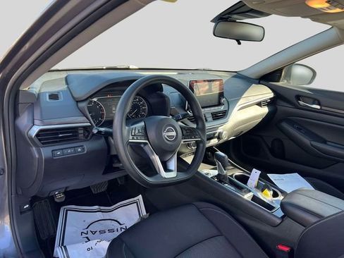 Certified 2024 Nissan Altima 2.5 SV FWD image 20
