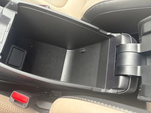 Used 2022 Ford Escape SEL image 26